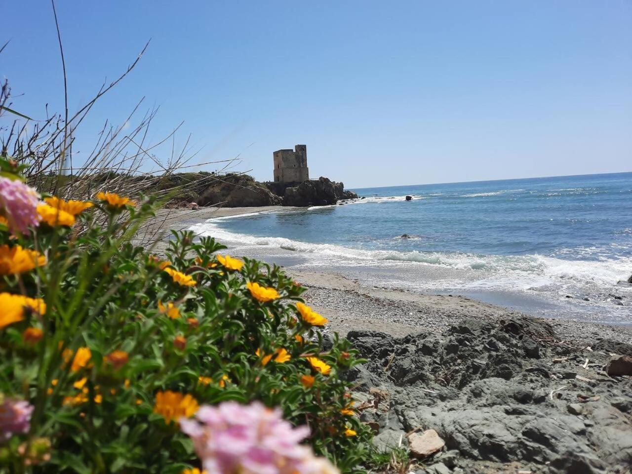 Apartmán Atico Familiar Vistas Al Mar Manilva Exteriér fotografie